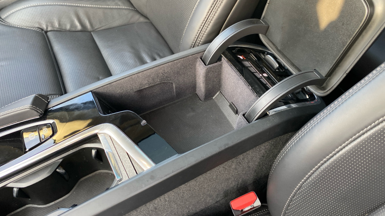 Volvo XC90 2.0 T8 PHEV Ultra Dark 5dr AWD Geartronic Estate